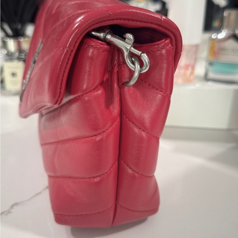 Yves Saint Laurent Toy Loulou - Picture 4 of 8